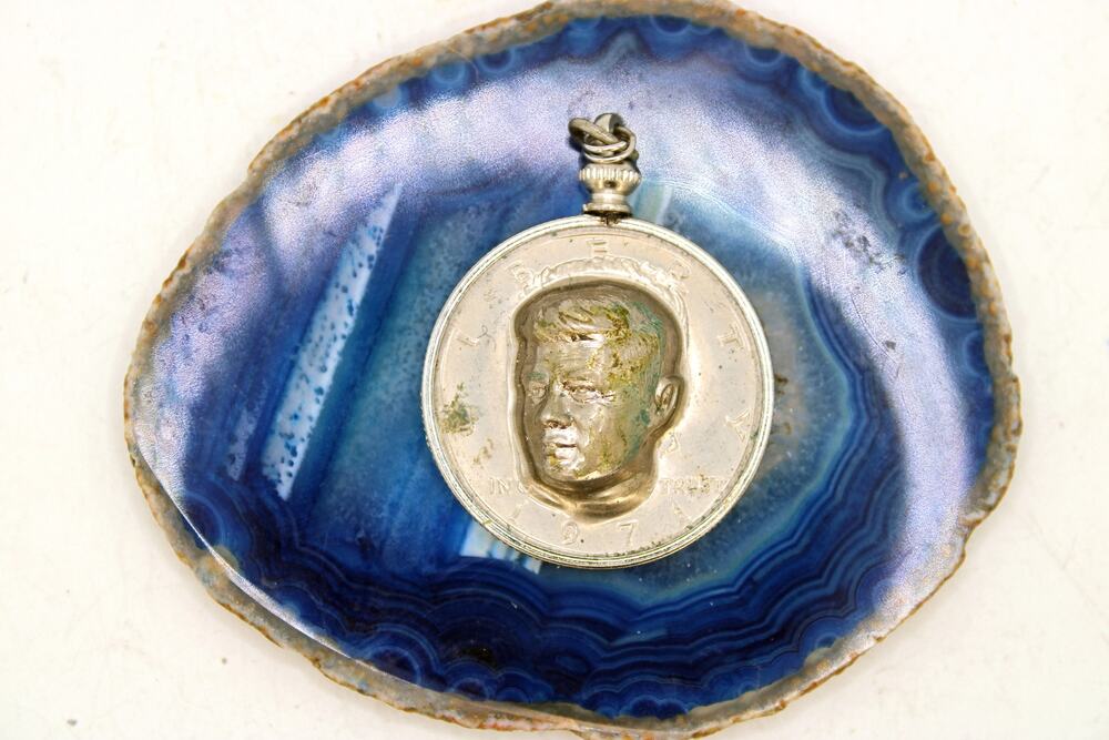 1971 3D Pop Out Kennedy Half Dollar in Bezel Pendant
